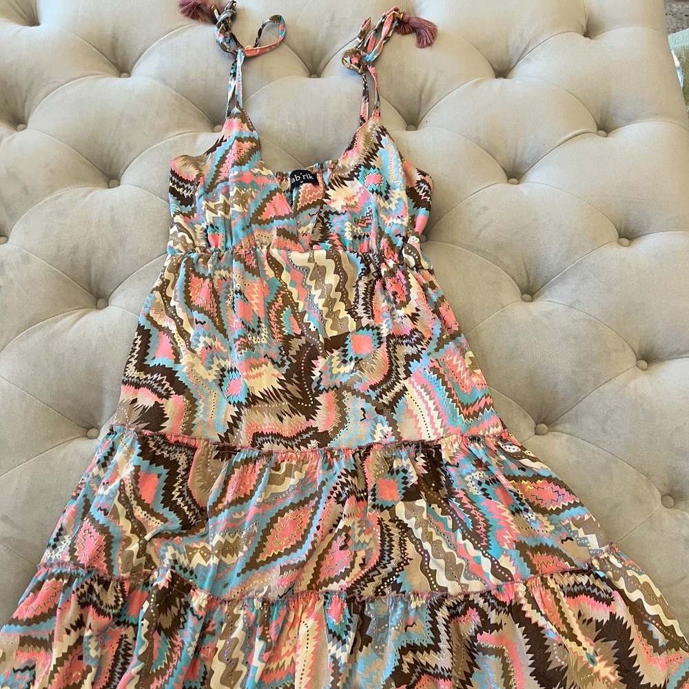 dress size medium, never worn, great condition